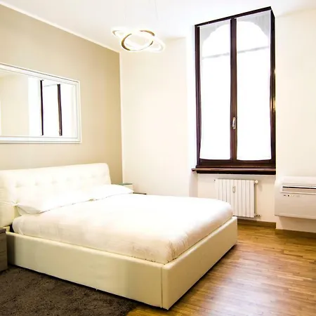 Hermes Apartment *